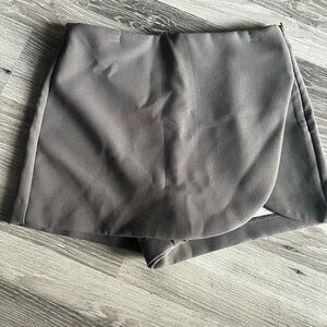Gray Skort